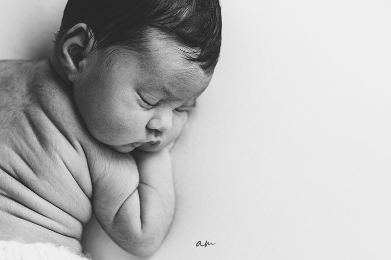 Sesión fotos bebé recién nacido en estudio en Madrid Newborn baby photo session in studio in Madrid