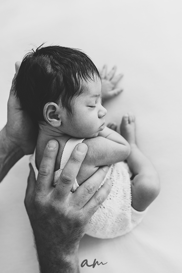 Sesión fotos bebé recién nacido en estudio en Madrid Newborn baby photo session in studio in Madrid Precio sesion newborn madrid
